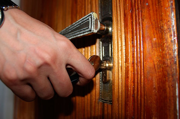 cerrajero urgente 24 horas
