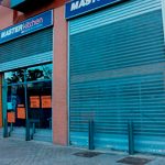 instalar un cierre metalico en tu negocio